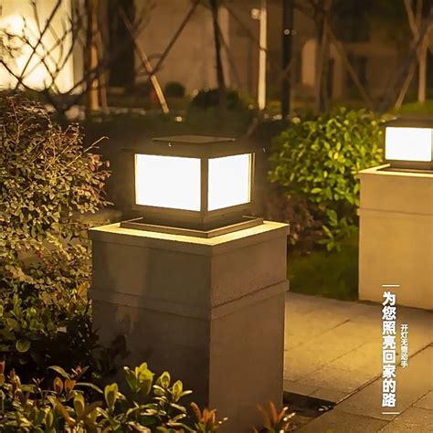 【Free Shipping】 Solar Gate Pillar Light LED 4 Tricolor Outdoor .